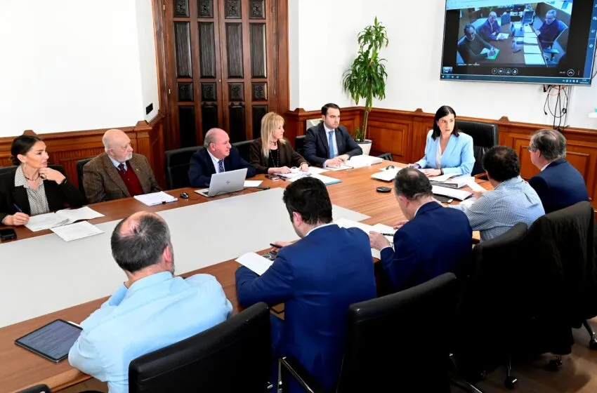  Cementerio Jardín asfaltará viales de Ciriego y mejorará el edificio contiguo a las oficinas