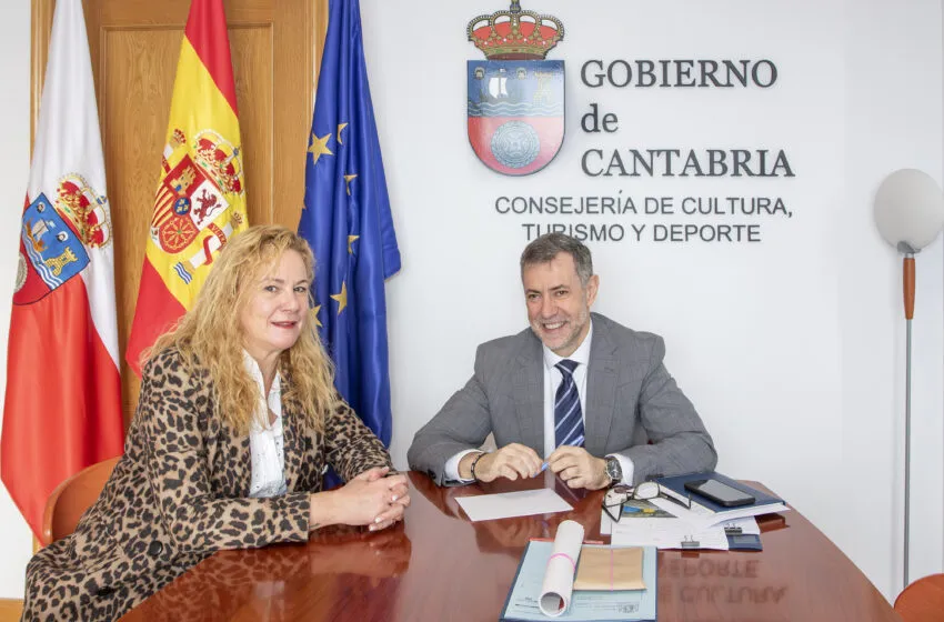  Martínez Abad destaca la necesidad del proyecto de recuperación de los murales de las iglesias ubicadas en Liébana