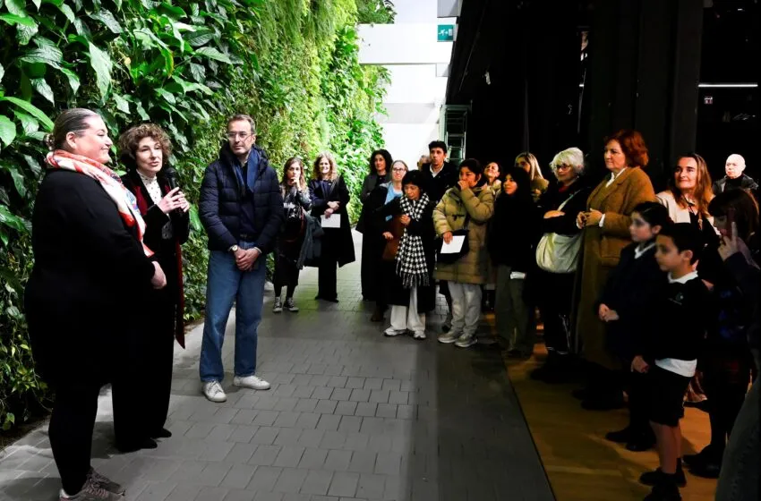 Noticias de Cantabria | El Cántabro | Tabacalera acoge una exposición de Claudia Iza hasta el próximo 26 de abril