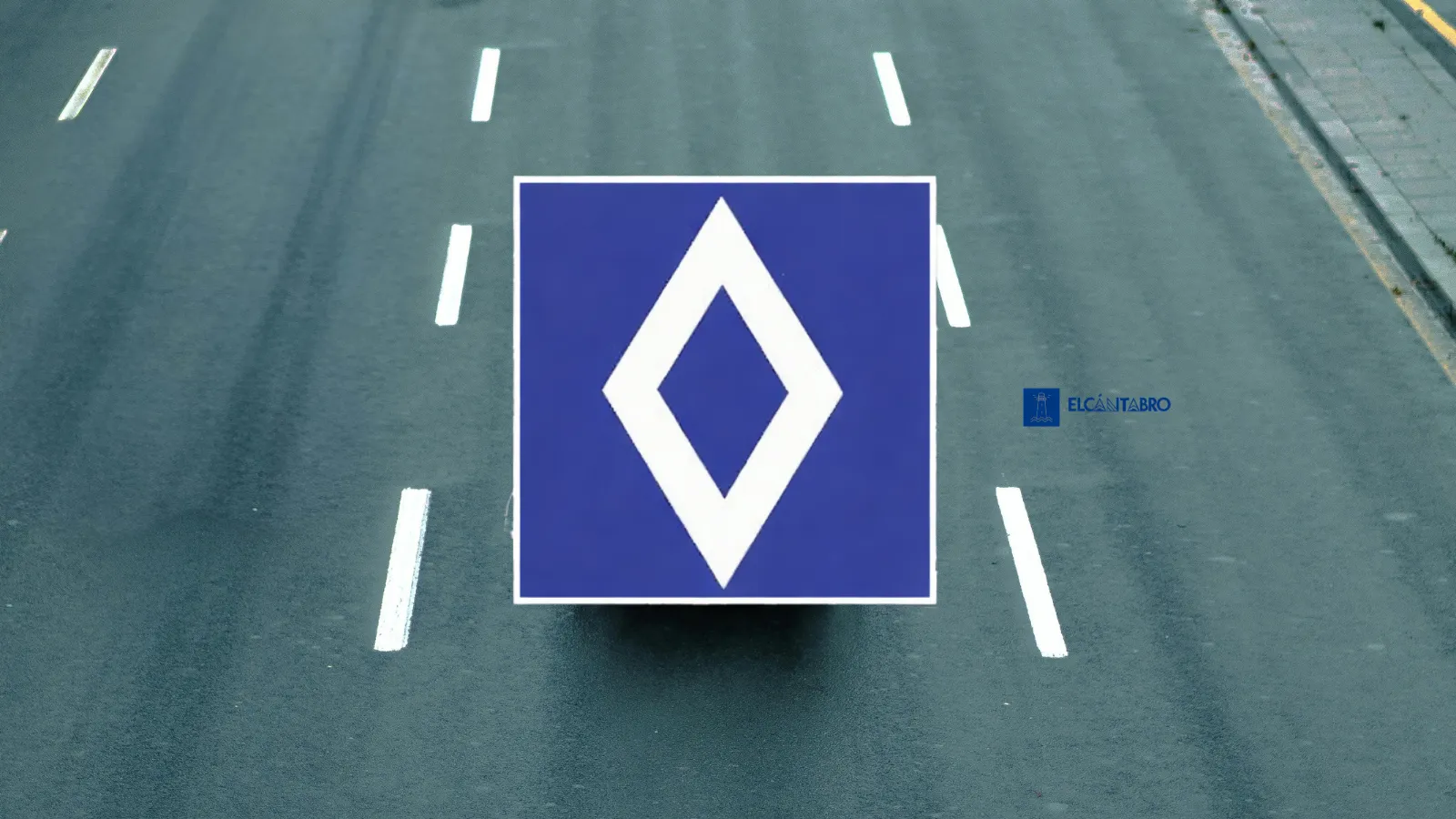 Hasta 200 euros de multa por un error común al volante: así funcionan realmente los carriles VAO