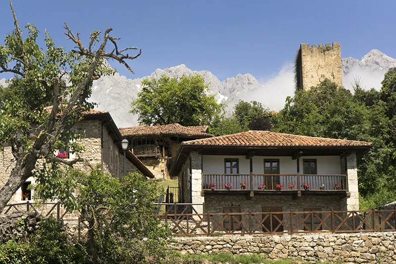 El Gobierno convoca el premio Pueblo de Cantabria 2026 con una dotación económica de 200.000 euros