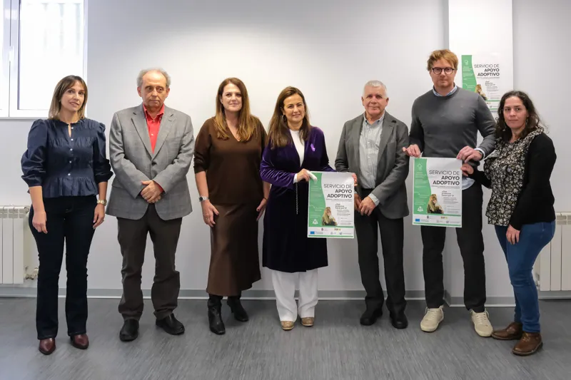  Gómez del Río presenta el Programa de Apoyo Postadoptativo, un «servicio especializado de acompañamiento» a las familias de Cantabria