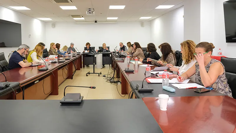 La Consejería de Presidencia reúne a la Mesa General de Negociación para abordar el anteproyecto de presupuestos, que incrementa un 4,9 por ciento el capítulo de Personal