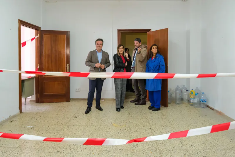 El Gobierno transformará Parayas en un «gran complejo asistencial» al servicio de los cántabros