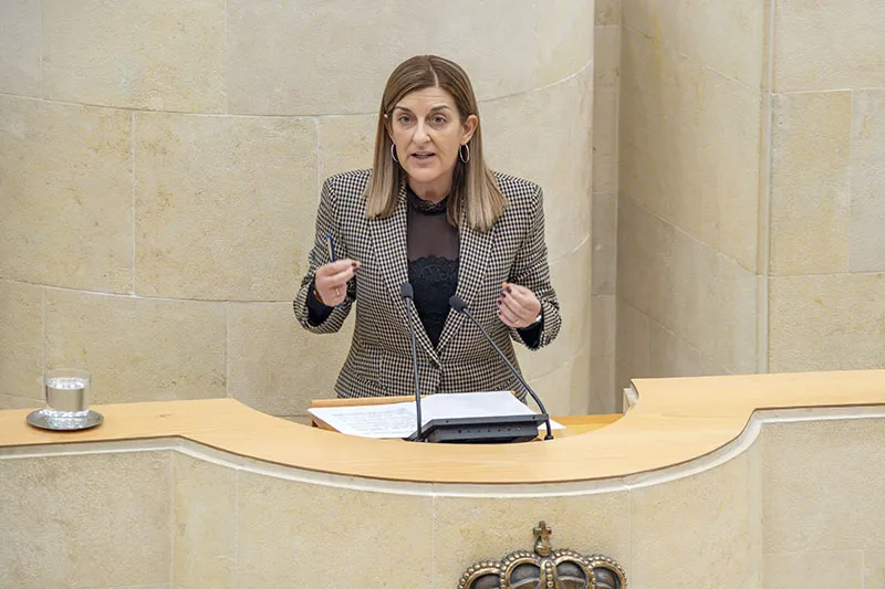  Buruaga anuncia una nueva plaza de residente para matrona, el refuerzo de la plantilla con dos especialistas más y que se habilitará la actividad extraordinaria