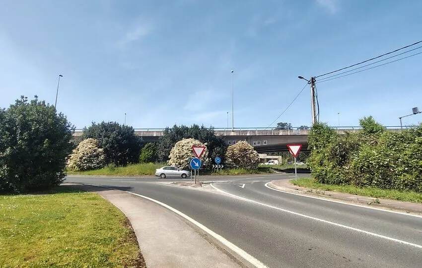  Movellán exige al Ministerio la reparación urgente del alumbrado en varios accesos clave de Camargo