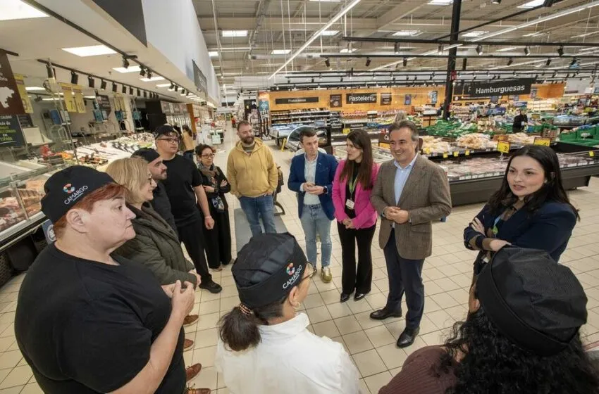 El Ayuntamiento de Camargo y Carrefour Valle Real activan la fase práctica del curso de carnicería