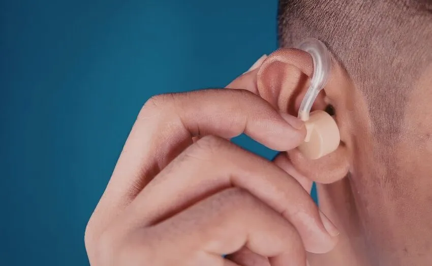 Noticias de Cantabria | El Cántabro | ASTILLERO IMPULSA LA FORMACIÓN DE SU PERSONAL PARA GARANTIZAR UNA ATENCIÓN MÁS ACCESIBLE A PERSONAS CON DIFICULTADES AUDITIVAS