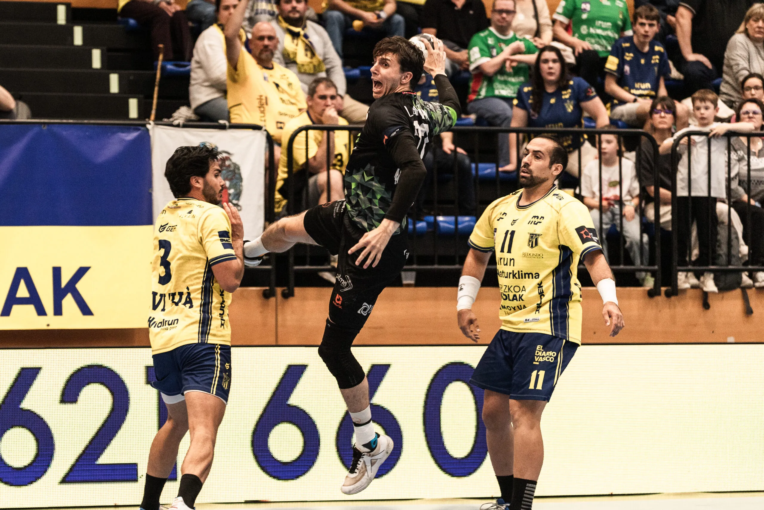 Un milagro en Artaleku: Jokin Aja firma un empate sobre la bocina