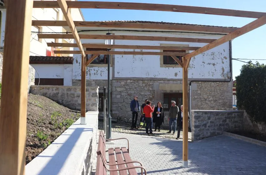  PLAN DE MOVILIDAD TURÍSTICA EN EL CENTRO URBANO DE SAN VICENTE DE LA  BARQUERA Y PLAN DE EMBELLECIMIENTO DE RINCONES URBANOS EN SAN VICENTE DE LA BARQUERA. ACTUACIÓN INCLUIDA EN MARCO DEL PRTR, FINANCIADO  POR LA UNIÓN EUROPEA NEXTGENERATIONEU