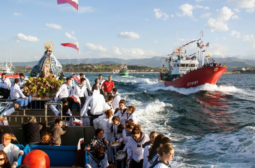  Protección Civil de San Vicente repartirá pulseras azules para acceder a los barcos de La Folía