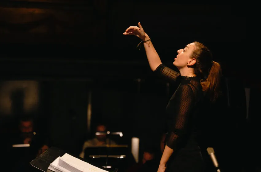 Lara Diloy dirige ‘La revoltosa’ en el Palacio de Festivales en un momento clave de su carrera