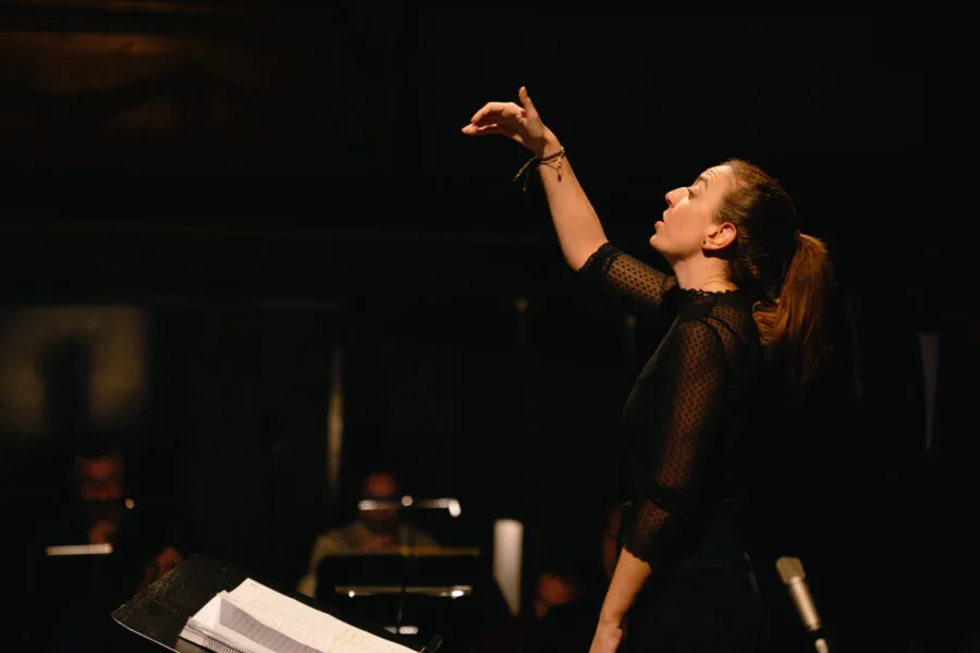 Noticias de Cantabria | El Cántabro | Lara Diloy dirige ‘La revoltosa’ en el Palacio de Festivales en un momento clave de su carrera