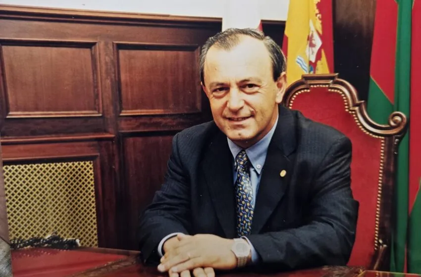 Torrelavega decreta tres días de luto oficial por la muerte de Francisco Javier López Marcano, alcalde de la ciudad entre 1999 y 2003