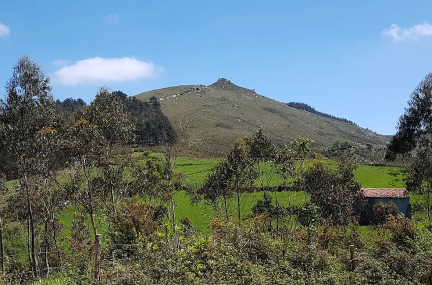  El equipo de rescate del Gobierno y vecinos de la zona localizan a un hombre fallecido en el Dobra tras caer por una ladera