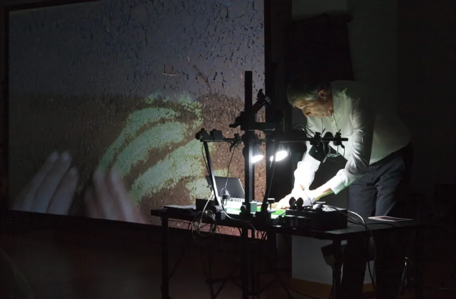 Noticias de Cantabria | El Cántabro | La escena se reinventa: Ruido Interno impulsa un taller sobre tecnología visual aplicada al teatro