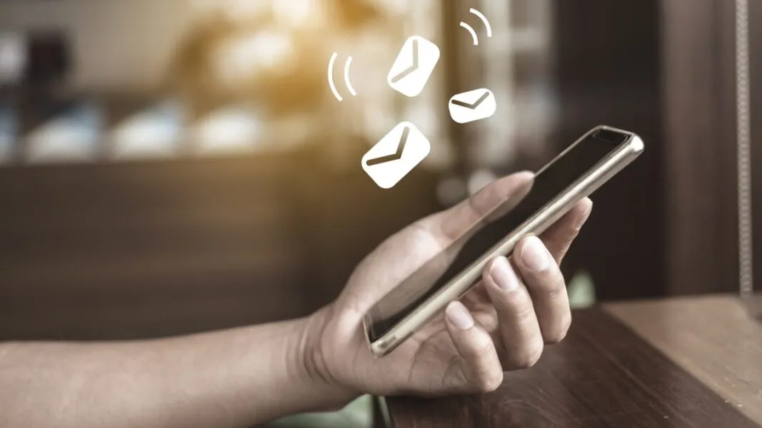 El Registro solo permitirá enviar mensajes cuyo remitente esté previamente inscrito y vinculado a su titular legítimo (Foto: Oficina de Comunicación)