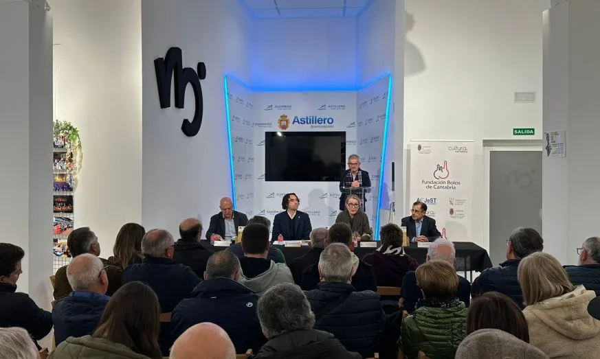 EL ESPACIO FERMÍN MOLINO ACOGE LA PRESENTACIÓN DEL ANUARIO BOLCAN, LA GRAN MEMORIA DE LOS BOLOS DE CANTABRIA