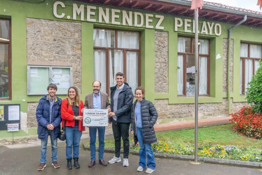 Noticias de Cantabria | El Cántabro | La I Carrera Solidaria del CEIP Menéndez Pelayo recauda 1.150€ para APTACAN