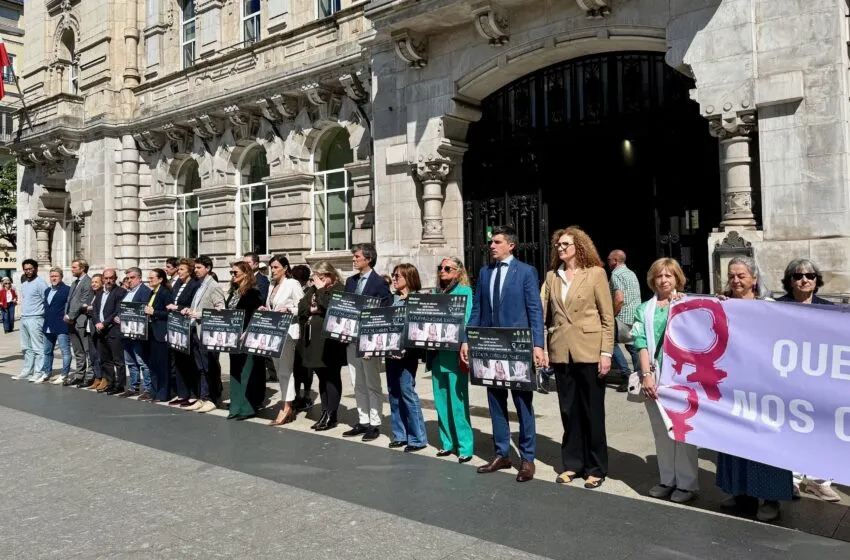 Noticias de Cantabria | El Cántabro | Santander recuerda a las últimas tres mujeres asesinadas a consecuencia de la violencia de género