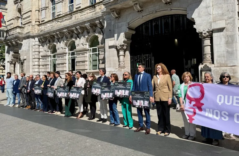 Noticias de Cantabria | El Cántabro | Santander recuerda a las últimas tres mujeres asesinadas a consecuencia de la violencia de género