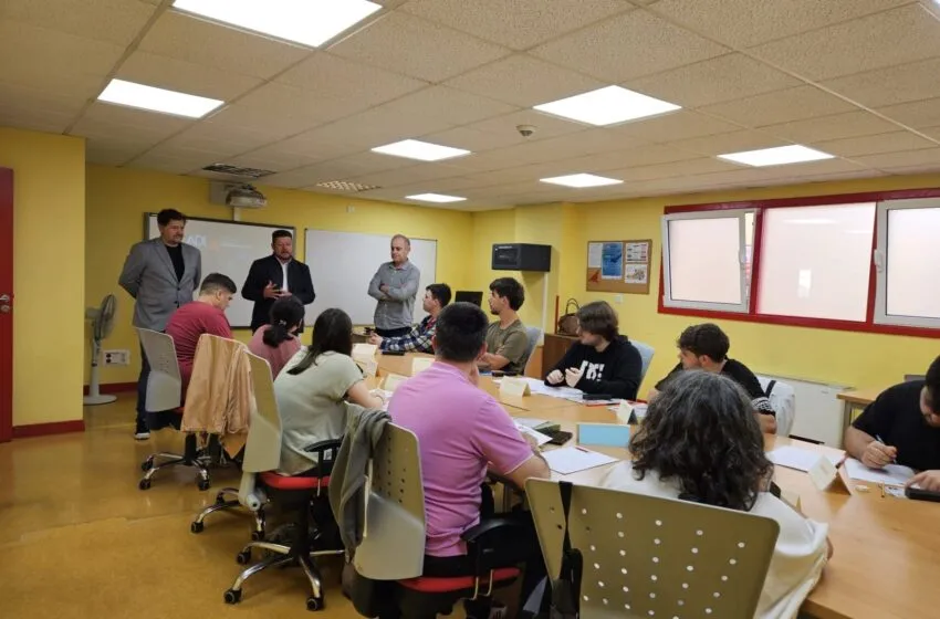 Noticias de Cantabria | El Cántabro | Torrelavega impulsa el relevo generacional en el sector de la madera con una nueva formación en carpintería y mueble