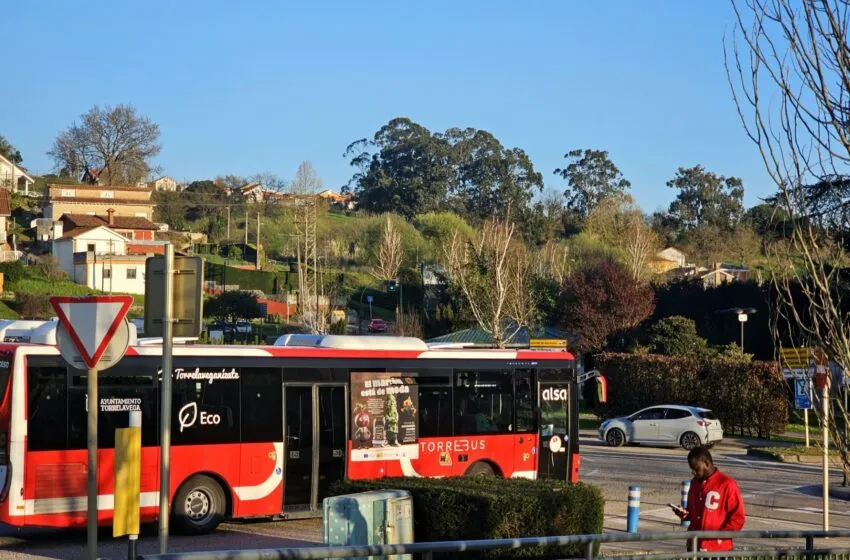  El Ayuntamiento informa favorablemente la mejora de la línea 2 del Torrebús a Polanco y varias licencias urbanísticas