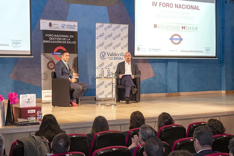 César Pascual y Juan Pedraja han protagonizado un debate parcipativo sobre la innovación en el IV Foro Nacional en Gestión de la Innovación en Salud (Foto: Emma Portillo)
