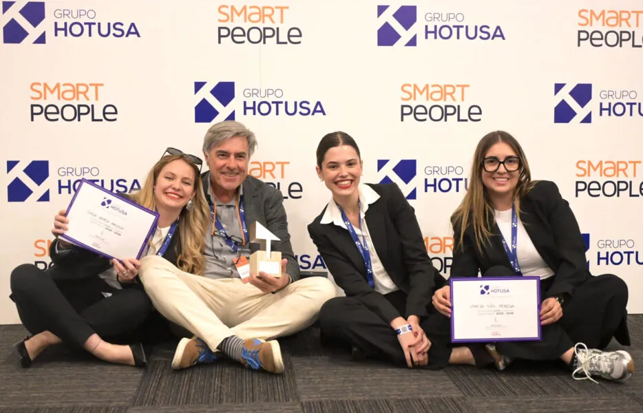 Noticias de Cantabria | El Cántabro | Tres alumnas de Turismo Altamira ganan el Talent Match de Hotusa con un asistente virtual para hoteles