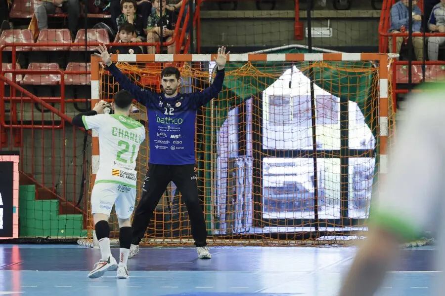 Noticias de Cantabria | El Cántabro | Carlos Calle dirá adiós al Bathco BM Torrelavega tras cinco temporadas históricas en ASOBAL