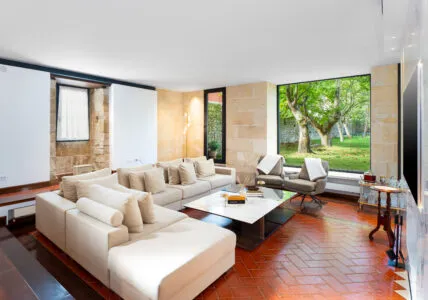 Noticias de Cantabria | El Cántabro | Kretz Family Real Estate aterriza en Cantabria: entrevista a Louis Kretz sobre lujo, patrimonio y nuevas oportunidades en el norte
