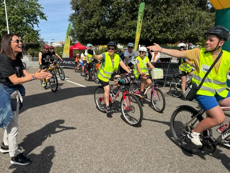 Noticias de Cantabria | El Cántabro | Medio millar de personas se dio cita en el Día de la Bicicleta de Santa Cruz de Bezana 