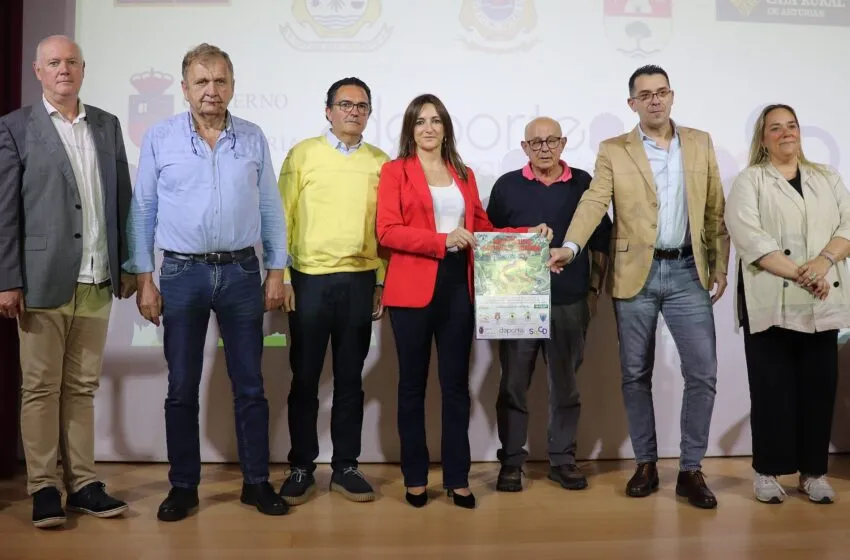  Presentación de la Vuelta Ciclista a los Valles Cántabros en el Auditorio David Bustamante de San Vicente de la Barquera
