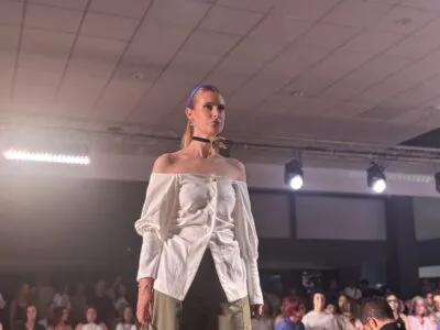 Noticias de Cantabria | El Cántabro | Más de 500 personas respaldan el nacimiento de Santander Design Runway, la nueva gran pasarela de moda emergente del norte de España Noticias de Cantabria | El Cántabro | Más de 500 personas respaldan el nacimiento de Santander Design Runway, la nueva gran pasarela de moda emergente del norte de España