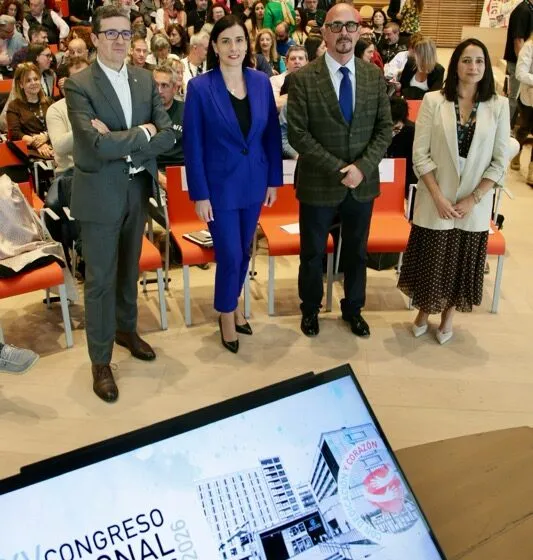  Pascual celebra el «revolucionario y rompedor» congreso de celadores porque el sistema sanitario «real» empieza muchas veces en la mirada humana de uno de ellos