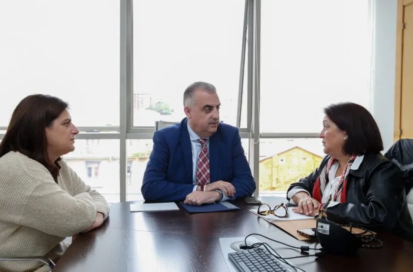  El Gobierno de Cantabria y el Ayuntamiento de Cabuérniga se comprometen a impulsar 24 VPO en la localidad de Renedo