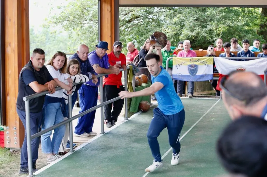 Buruaga ha destacado el gran nivel de todos los equipos participantes y el seguimiento por parte de los aficionados al pasabolo tablón (Foto: Lara Revilla)