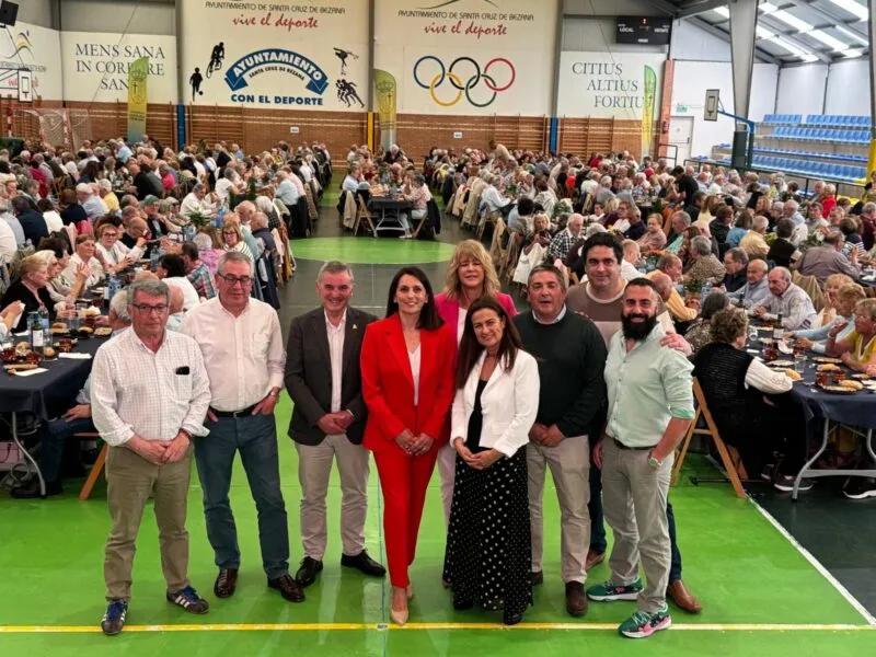 Noticias de Cantabria | El Cántabro | Unos 600 vecinos se dieron cita para celebrar el Día del Mayor de Santa Cruz de Bezana