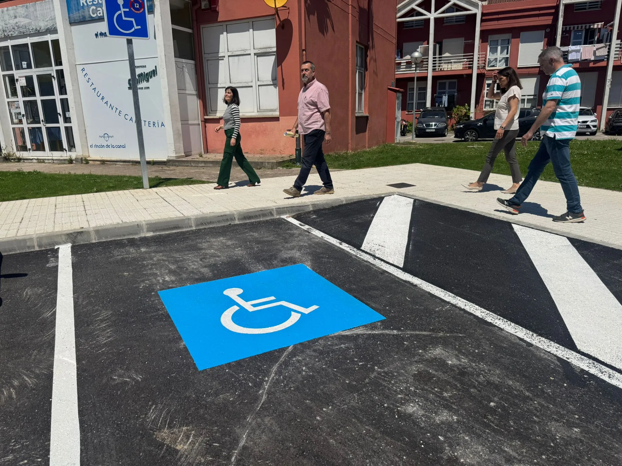 Noticias de Cantabria | El Cántabro | Finalizan las obras de accesibilidad de la calle Cervantes de Soto de la Marina