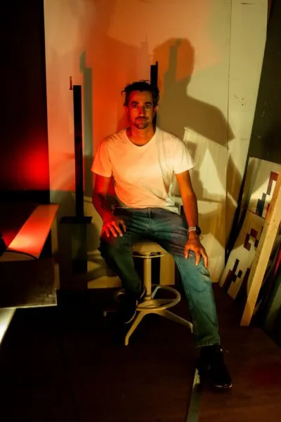 Noticias de Cantabria | El Cántabro | La Fábrica de Creación acoge la exposición escultórica ‘Principios de luz’ del artista Araiko