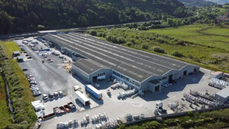 Noticias de Cantabria | El Cántabro | Tragedia laboral en Cantabria: fallece un trabajador en una empresa de ventanas de Limpias