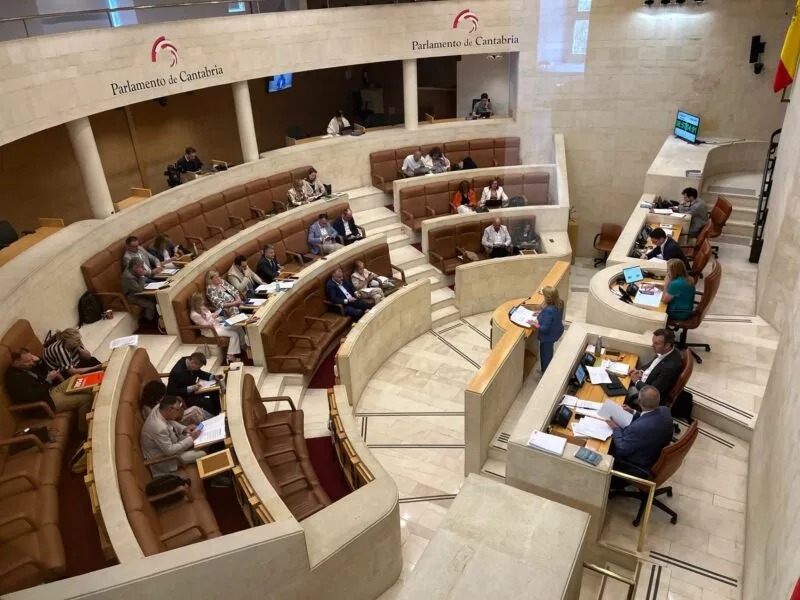 Noticias de Cantabria | El Cántabro | La Ley de Vivienda supera el primer gran examen en el Parlamento de Cantabria pese al rechazo de PSOE y Vox