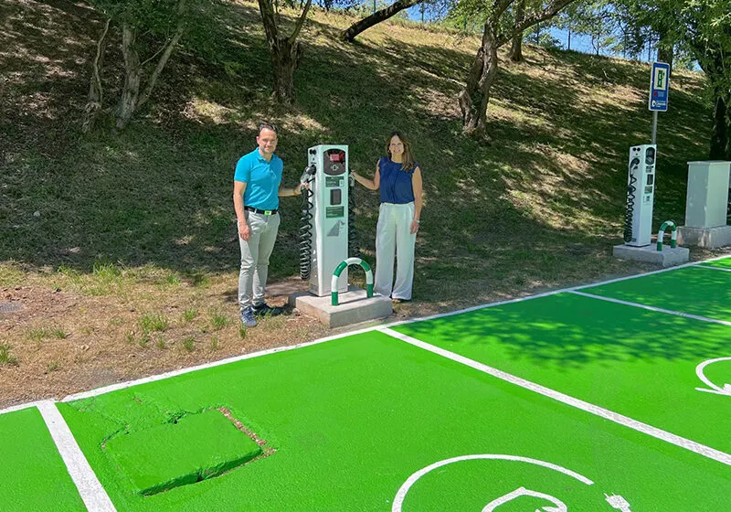  Cantur pone en servicio 74 puntos de recarga para vehículos eléctricos en sus principales instalaciones turísticas