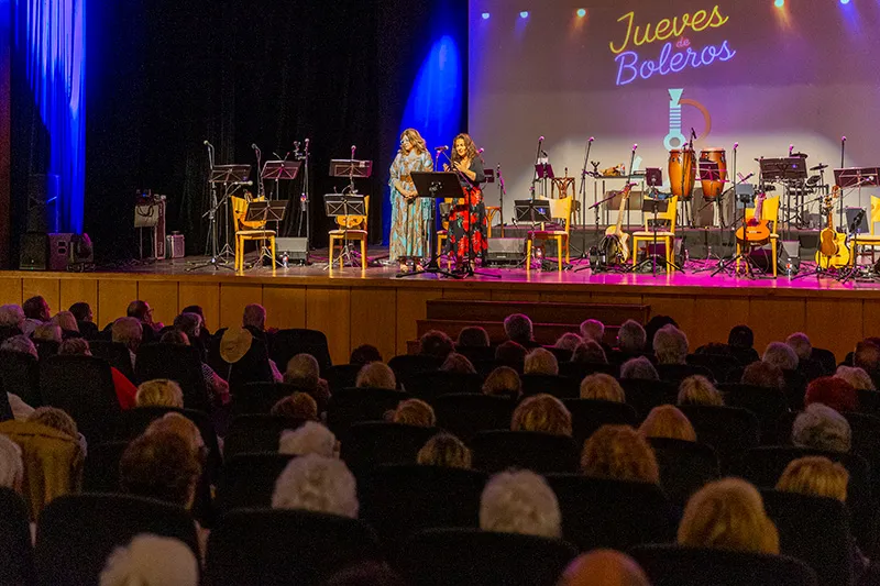 La consejera de Inclusión Social en la apertura de la jornada de convivencia celebrada en el Teatro CASYC. (Foto: MIguel López)