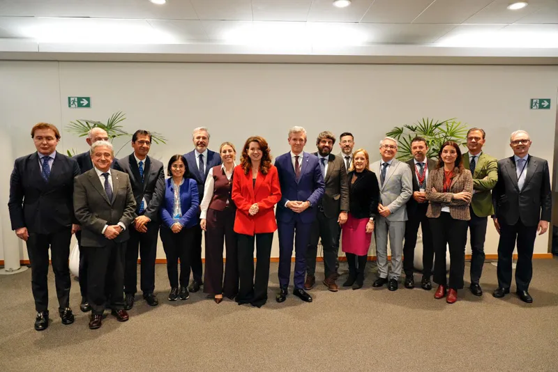 Miembros de la Delegación Española del Comité de las Regiones y la presidenta de este organismo europeo