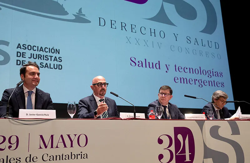 De izquierda a derecha de la imagen, Javier García Ruiz, César Pascual, José María Barreiro y José Arsuaga (Foto: Lara Revilla)
