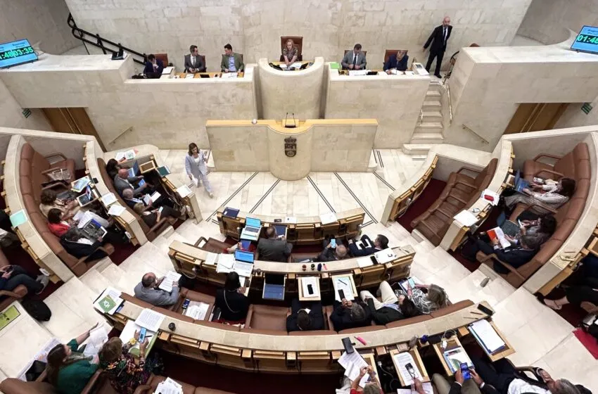  Unanimidad histórica en el Parlamento: Cantabria aprueba la reforma de la Ley de Policía Local y activa la nueva Ley de Patrimonio
