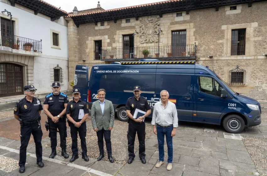  El Ayuntamiento de Camargo incorporará desde agosto el servicio móvil de expedición y renovación de DNI y pasaporte
