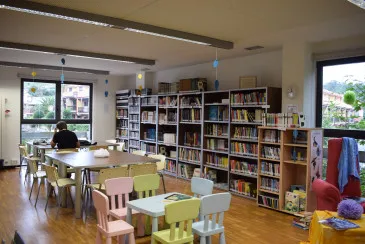 Noticias de Cantabria | El Cántabro | La biblioteca municipal de Mortera recibe el verano con una veintena de novedades