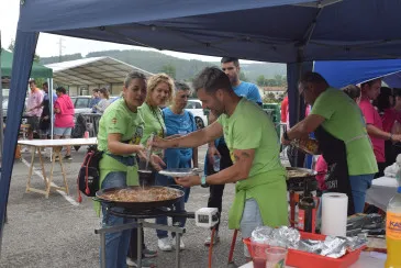 Noticias de Cantabria | El Cántabro | Renedo despide este domingo los actos centrales de San Antonio con el concurso de paellas de las peñas y el concierto de París de Noia en la carpa de las fiestas